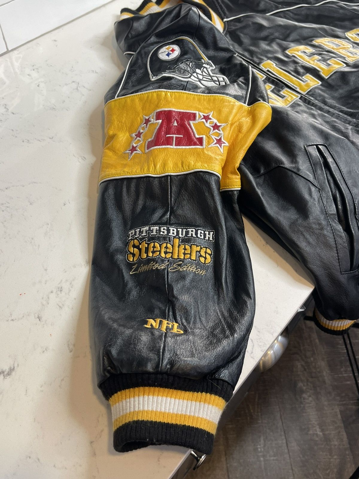 G-III Pittsburgh Steelers 5-Time Superbowl GIII Leather Jacket XL Size US XL / EU 56 / 4 - 8 Thumbnail