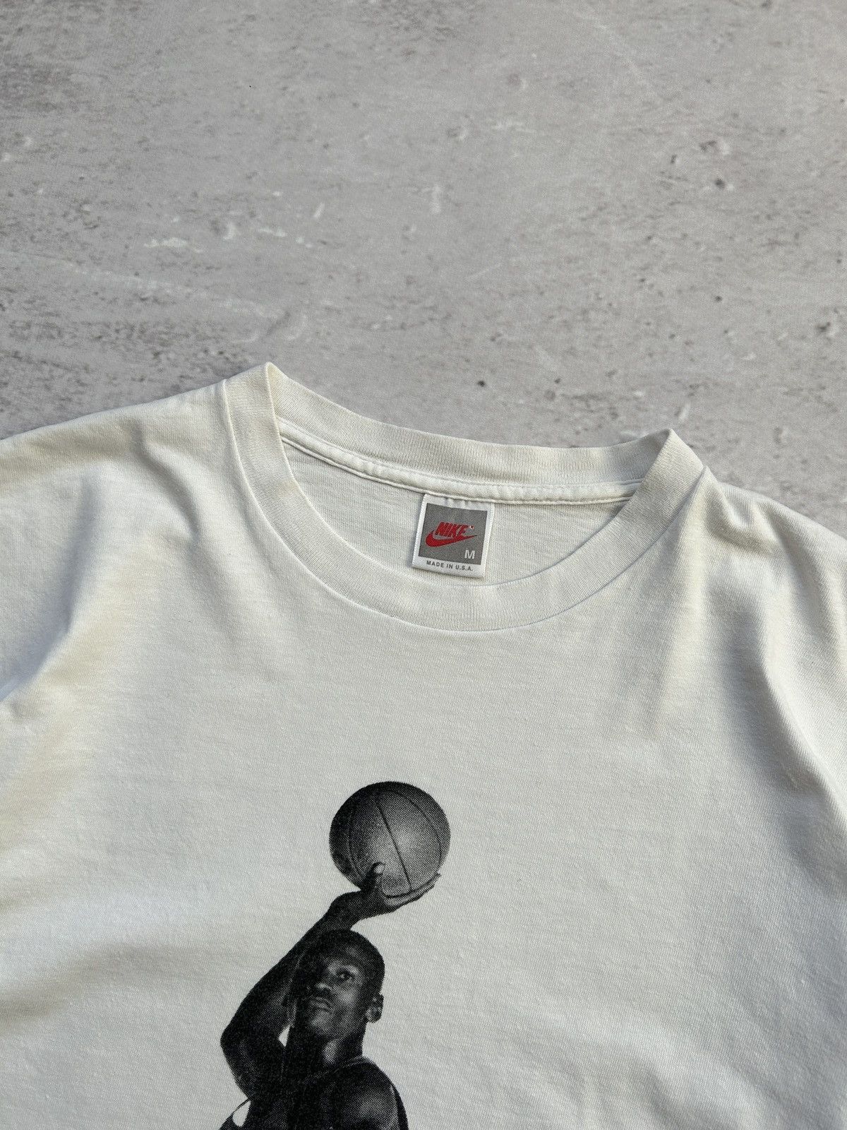 Jordan Brand × Nike × Vintage 🔥VINTAGE NIKE AIR JORDAN SINGLE STITCH BIG LOGO T-SHIRT 80s🔥 Size US M / EU 48-50 / 2 - 5 Thumbnail
