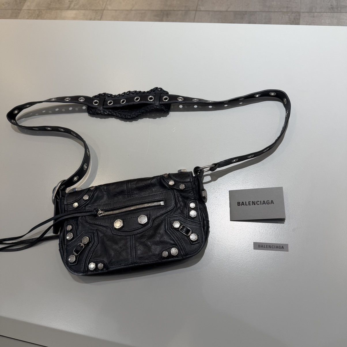 Balenciaga Balenciaga Le Cagole Leather Flap Bag Xs 2022 Size ONE SIZE - 14 Thumbnail
