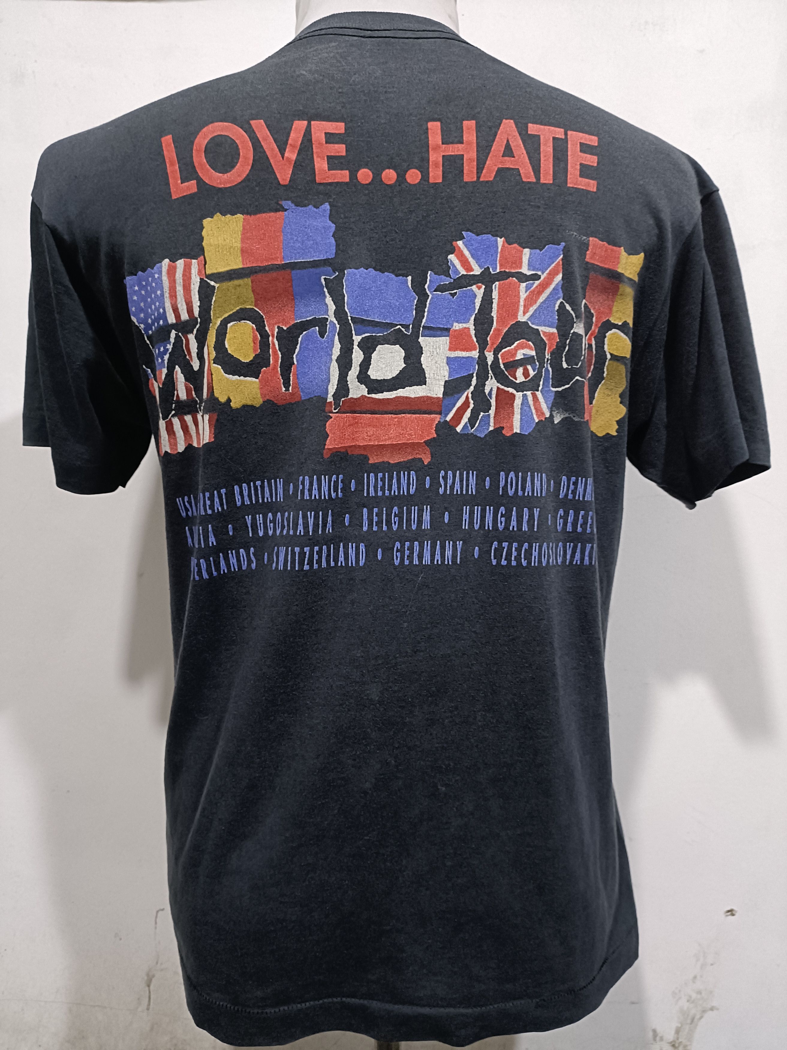 Vintage Vintage 1990 Sacred Reich Love Hate Tour Size US L / EU 52-54 / 3 - 5 Thumbnail