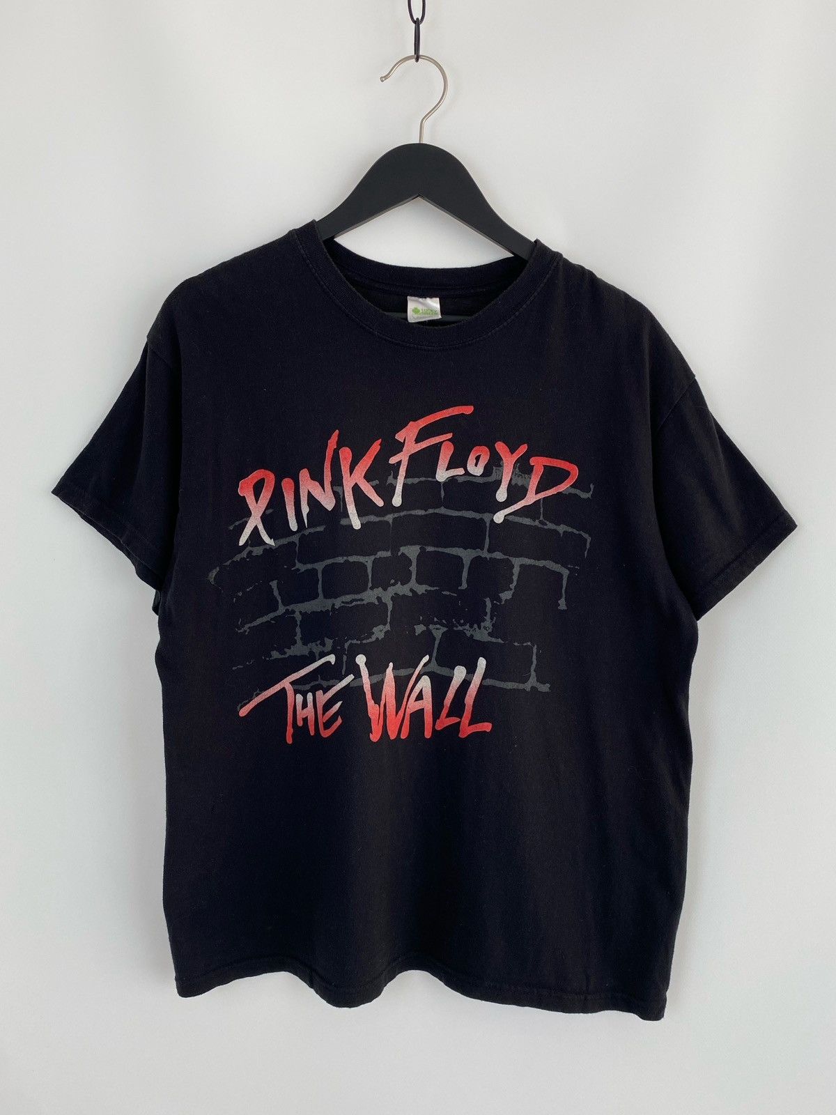 Band Tees Pink Floyd The Wall T-Shirt Size US XL / EU 56 / 4 - 1 Thumbnail