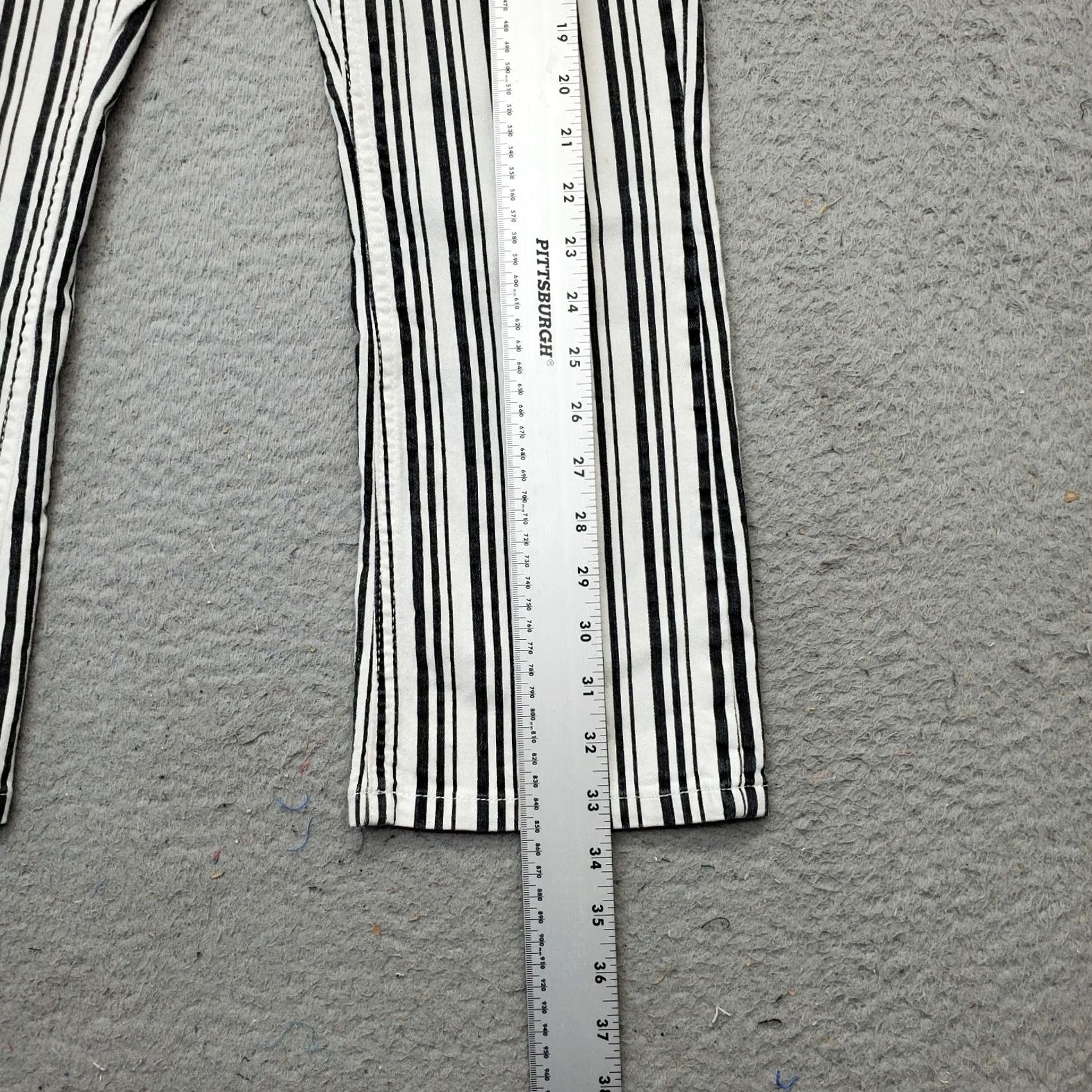 Urban Outfitters Urban Outfitters Jeans Womens Size 28 Multicolor Striped Kick Flare Pocket 5-Pocket Front Flat Women's Jeans Size 28" / US 6 / IT 42 - 3 Thumbnail