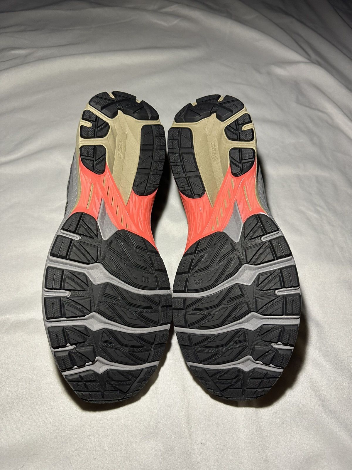 Asics Gel-Terrain Graphite Black Trail Shoes Size US 11 / EU 44 - 7 Thumbnail