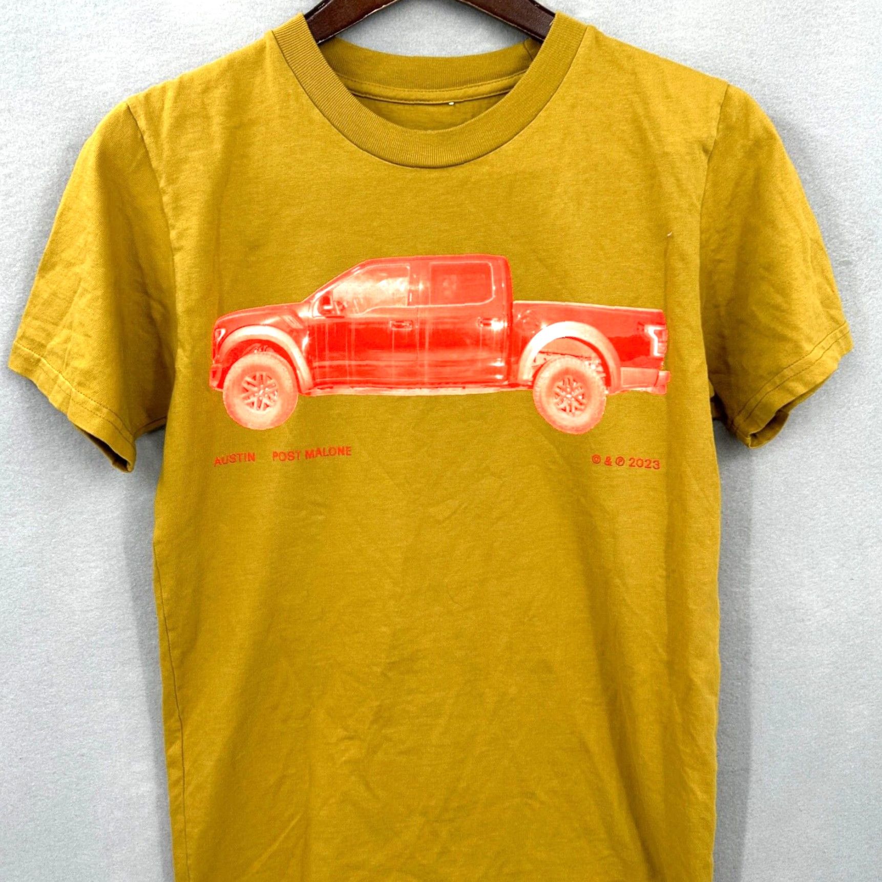 Vintage Post Malone T-Shirt Mens S Yellow 2023 Concert Truck Crew Neck Cotton Jersey Short Sleeve Shirt Mens Yellow 2023 Concert Size US S / EU 44-46 / 1 - 2 Thumbnail