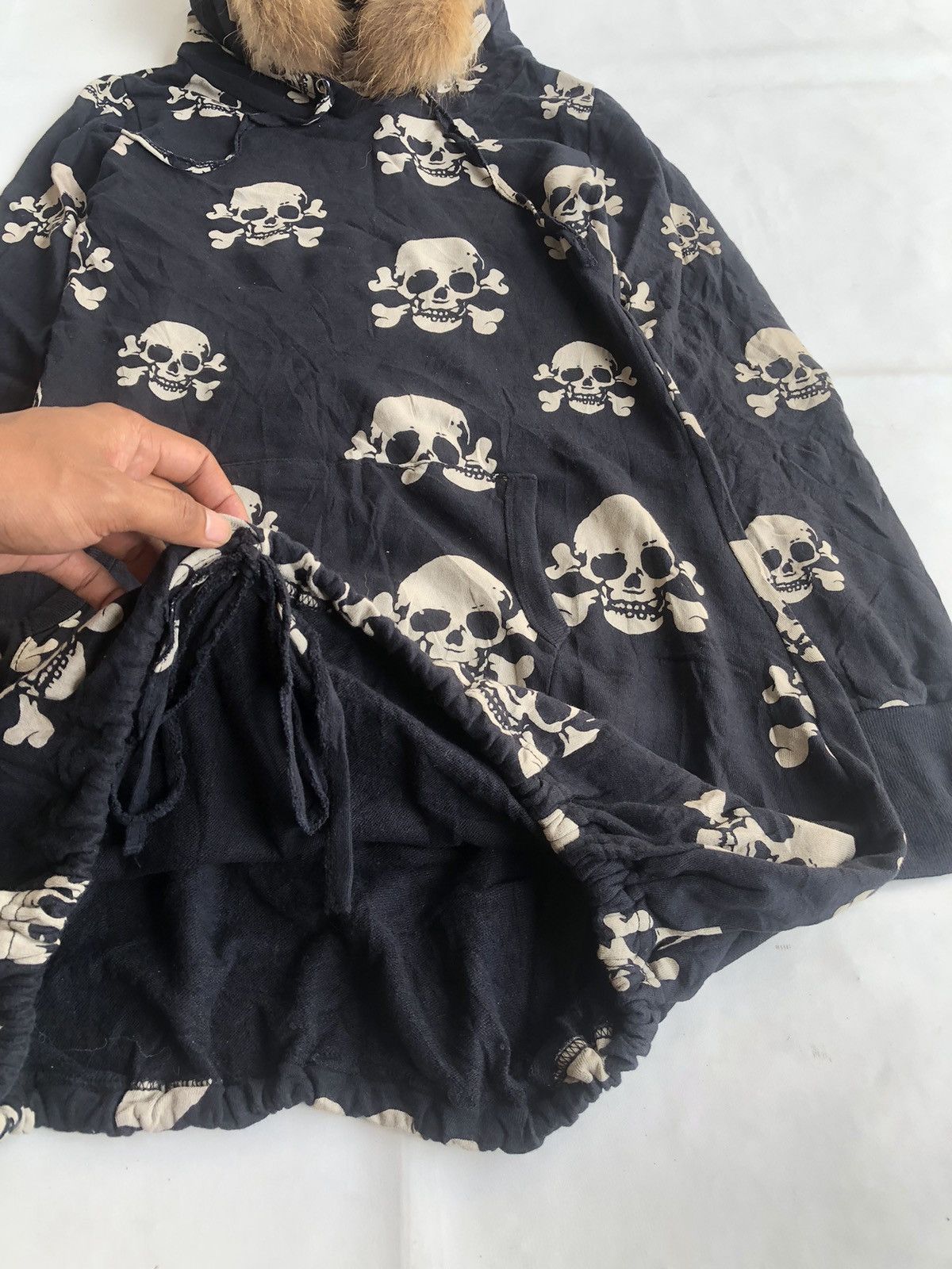 If Six Was Nine × Japanese Brand × Le Grande Bleu (L.G.B.) Faux Fur Hoodie Skull Rock Punk LGB Style Size US L / EU 52-54 / 3 - 3 Thumbnail