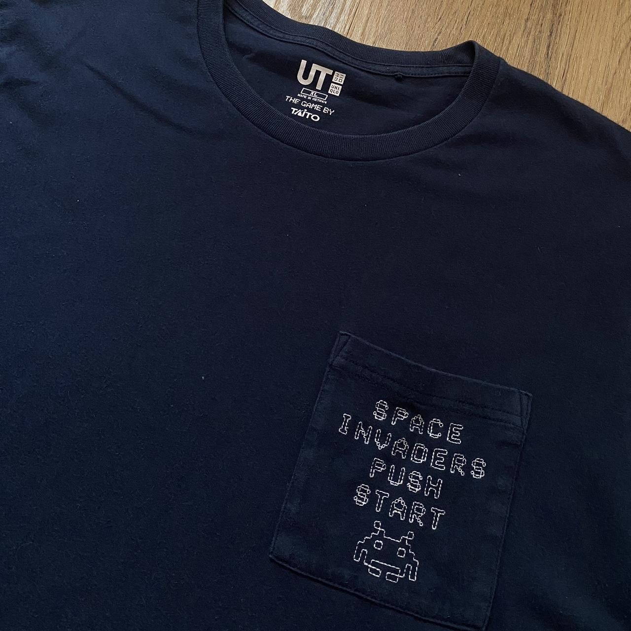Uniqlo Navy UNIQLO Space Invaders graphic tee Size US XL / EU 56 / 4 - 3 Thumbnail