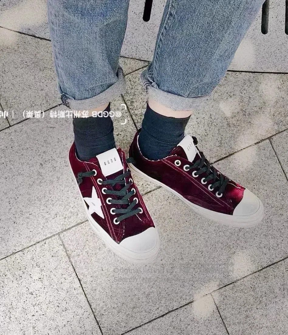 Golden Goose Golden Goose V-Star Red Velvet Sneakers. Size US 5 / IT 35 - 1 Thumbnail