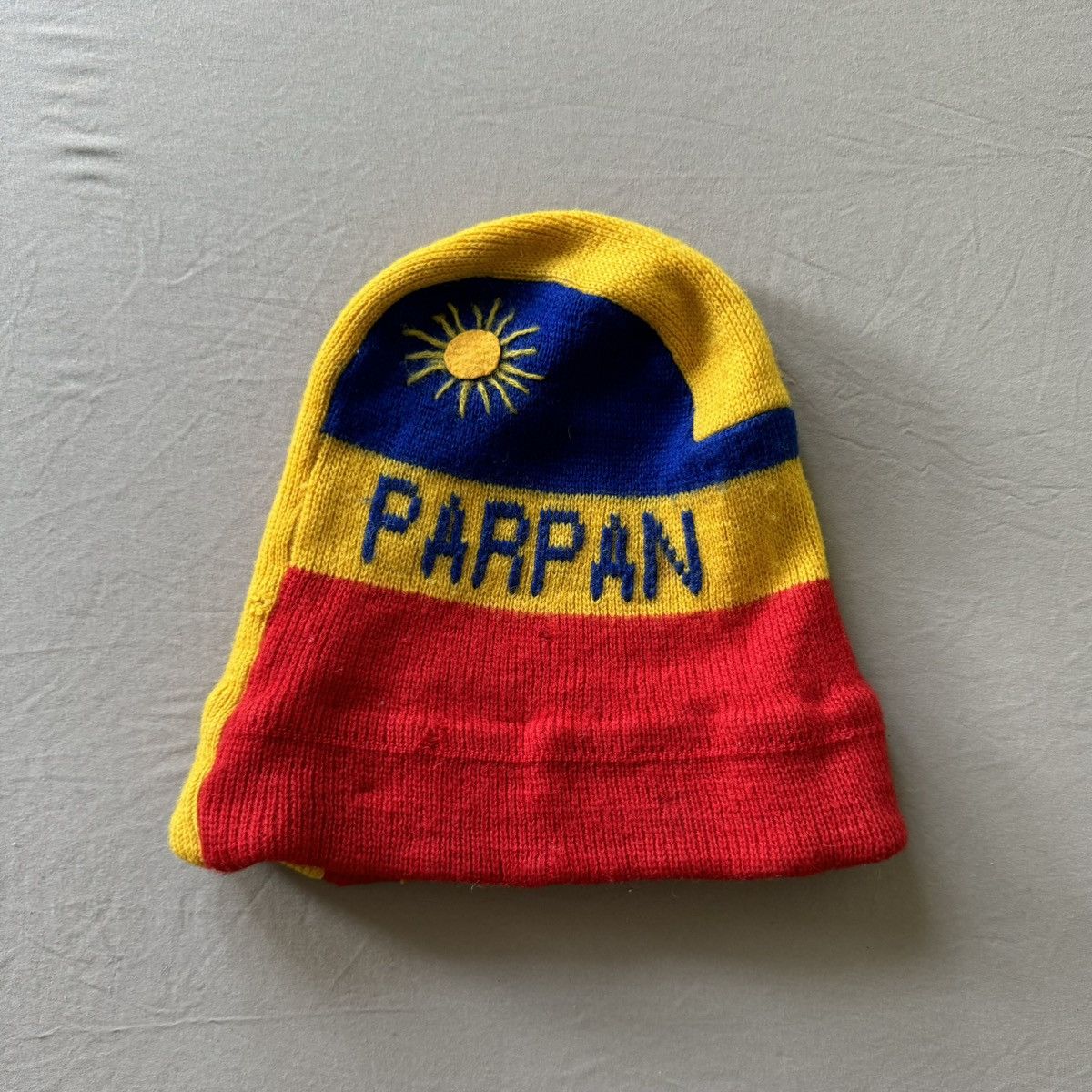 Vintage Vintage Parpan Switzerland Knit Beanie Size ONE SIZE - 1 Thumbnail