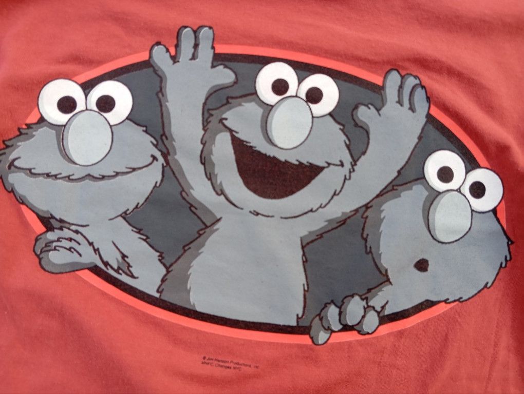 Vintage 90s Sesame Street Elmo Tshirt vtg Changes Made in USA 🇺🇸 Size US S / EU 44-46 / 1 - 1 Thumbnail