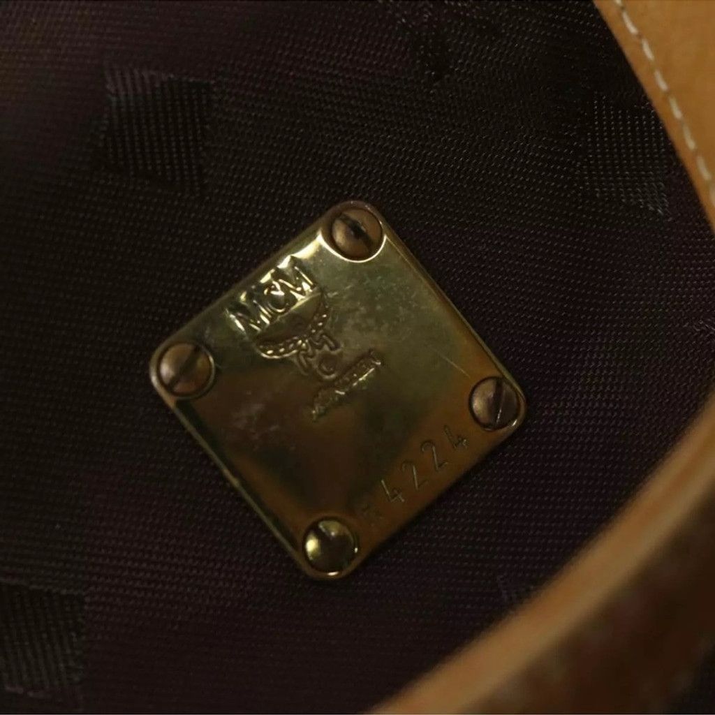 MCM MCM Brown and Tan Satchel with Gold Hardware Size ONE SIZE - 10 Thumbnail