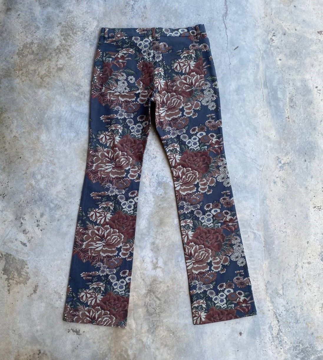 20471120 × Japanese Brand × Tornado Mart BJ05-23 FLARED JAPAN CHEALSEA OLD FLOWER SLIMFIT LOWRISE Size US 29 - 8 Thumbnail