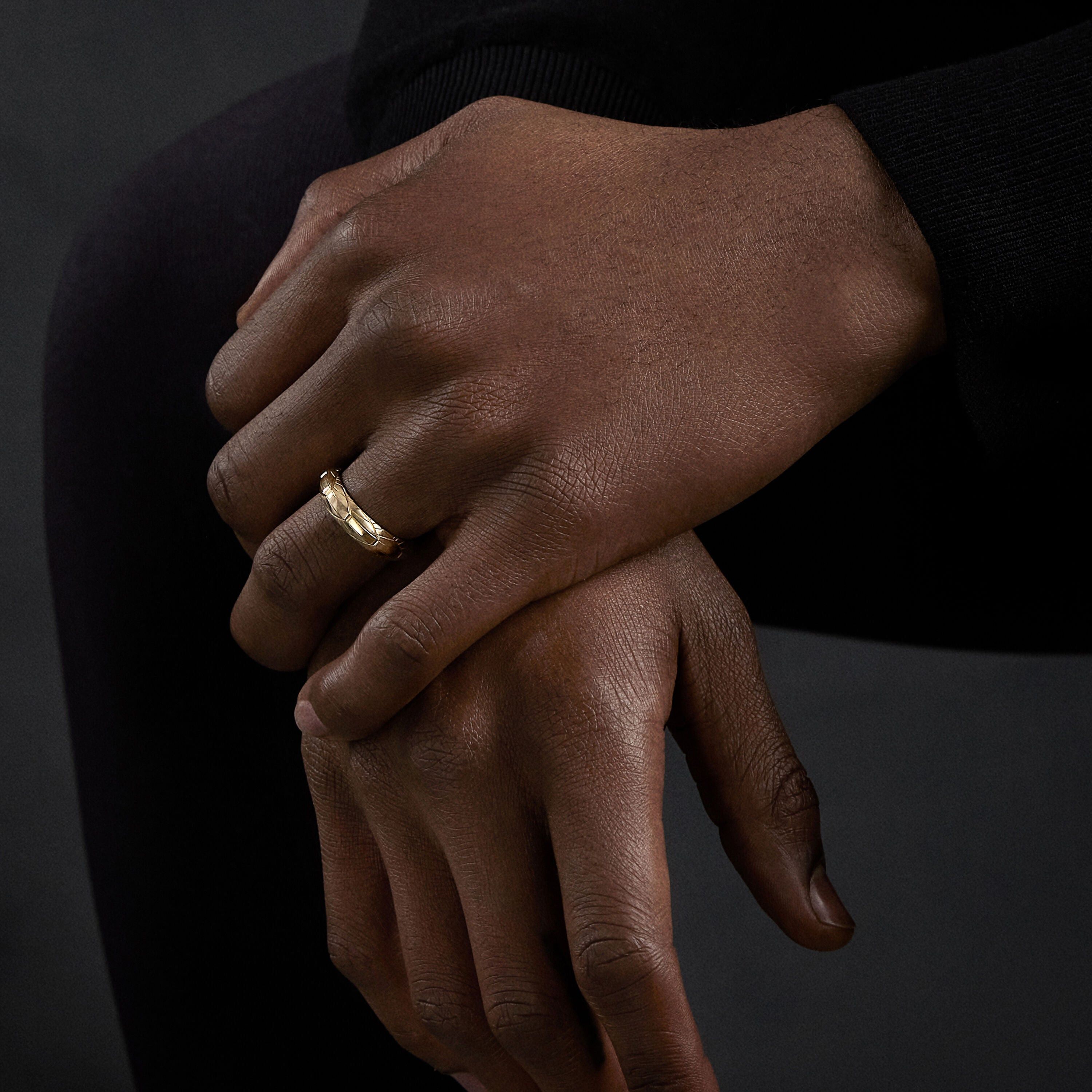 David Yurman o1w1db10526 R25776M/Size 9/ Empire Band Ring in Golden Size ONE SIZE - 4 Thumbnail