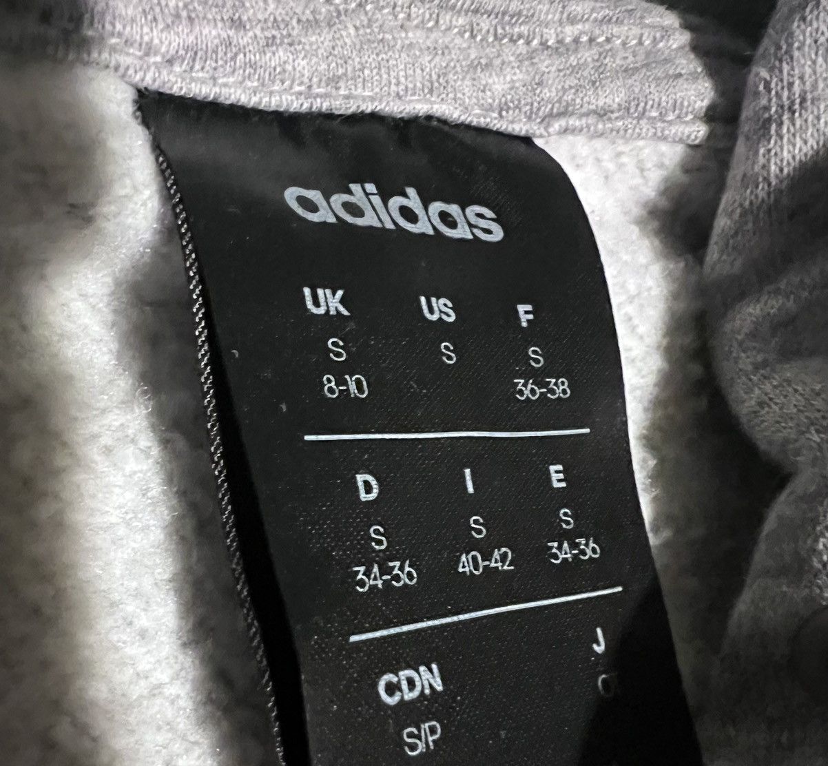 Adidas Adidas essentials fleece 3-stripes vegan pullover soft wash Size S / US 4 / IT 40 - 17 Thumbnail