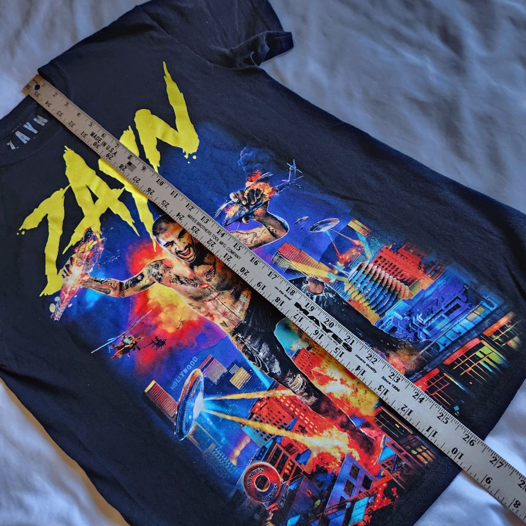 Vintage Zayn ZDAY Concert Tour Official Music Merch Black Sml Graphic T-Shirt Tee Mens Womens Unisex Adults Short Sleeve Crew Neck 100% Cotton T-Shirt Size US S / EU 44-46 / 1 - 5 Thumbnail