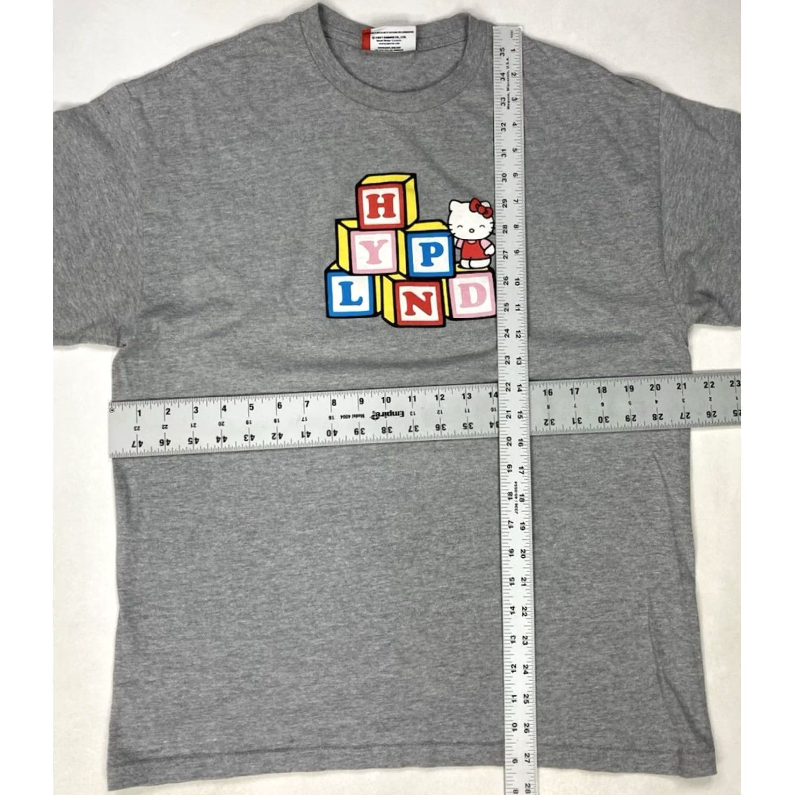 Hypland HYPLAND x Hello Kitty Blocks Graphic T-shirt Men L Gray Short Sleeve Size US L / EU 52-54 / 3 - 7 Thumbnail