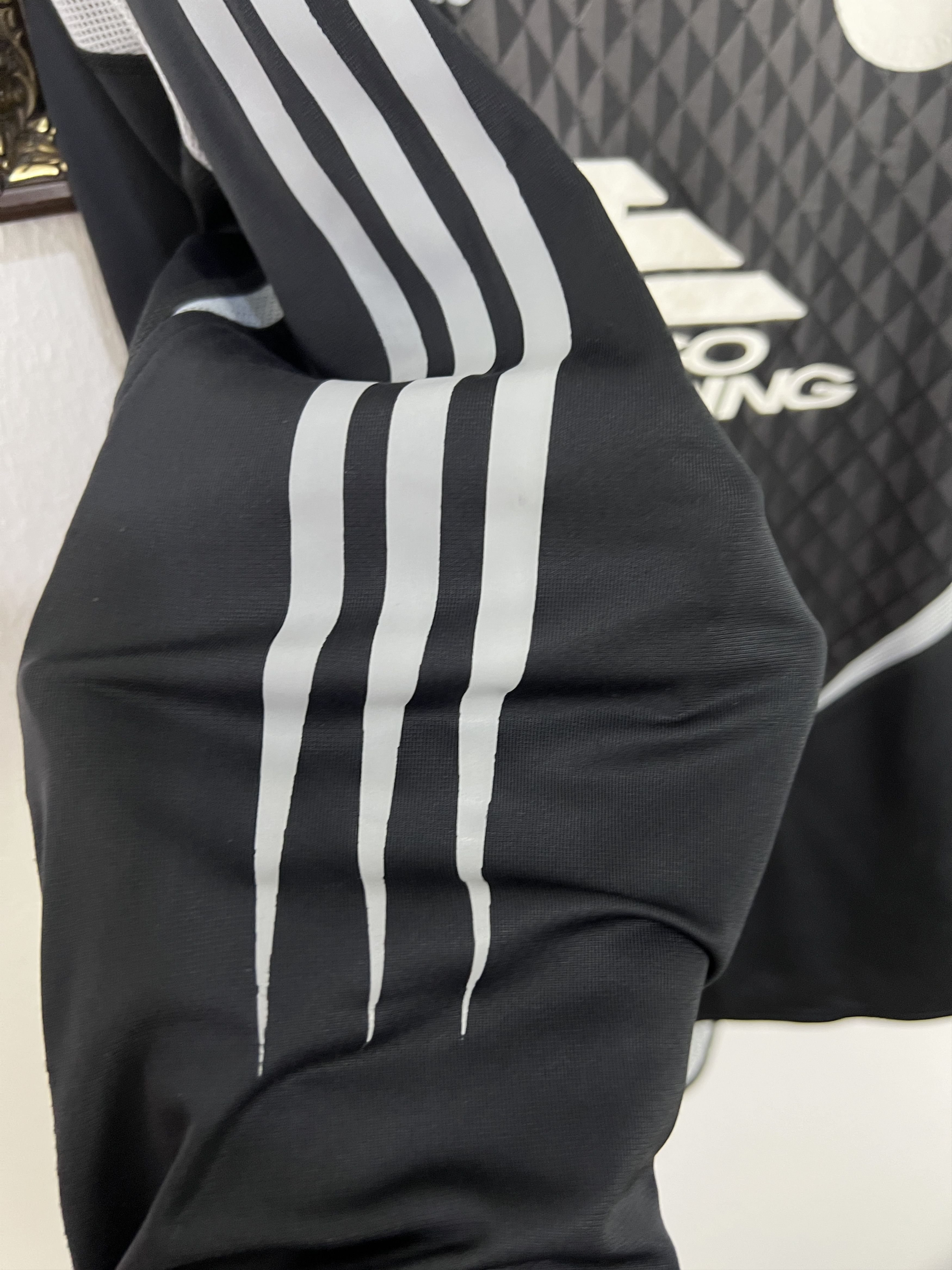Adidas Dynamo Kiev Goalkeeper football shirt 2004 Soccer #23 Adidas Size US L / EU 52-54 / 3 - 9 Thumbnail