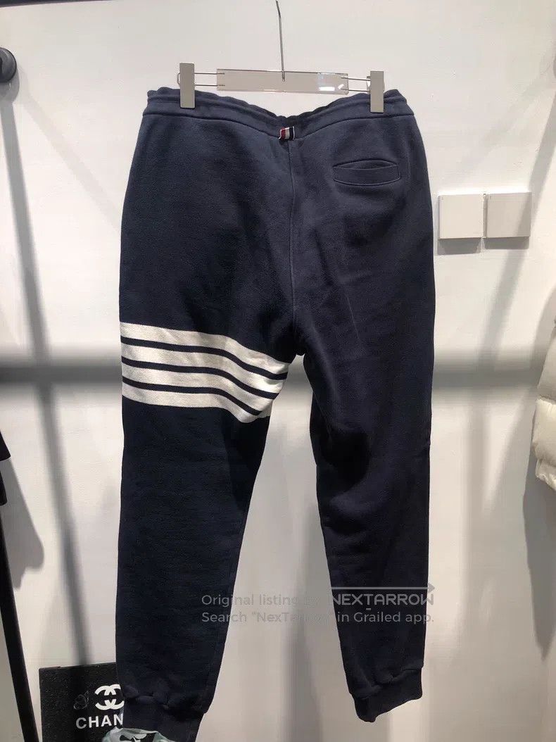 Thom Browne Thom Browne size 4 Four-Stripe Fleece Pants Navy Blue Size US 27 - 2 Thumbnail