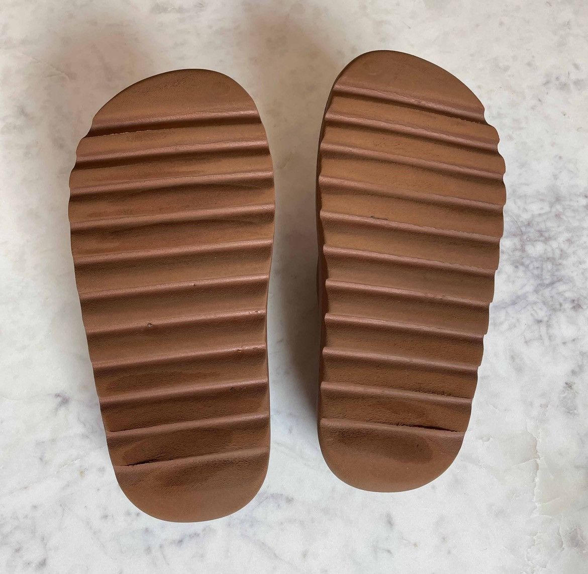 Adidas Adidas Yeezy Slide Flax Size US 11 / EU 44 - 4 Thumbnail