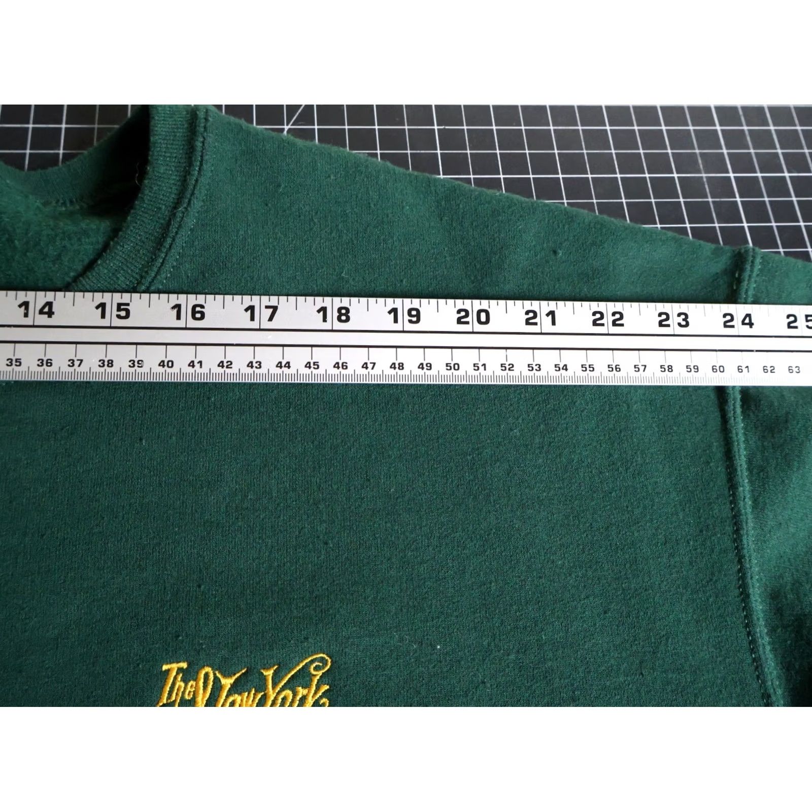 Vintage VTG New Haven Railroad Company Sweatshirt Men's XL Green Embroidered 90s City Outdoor Retro Graphic Print Heavyweight Size US XL / EU 56 / 4 - 7 Thumbnail