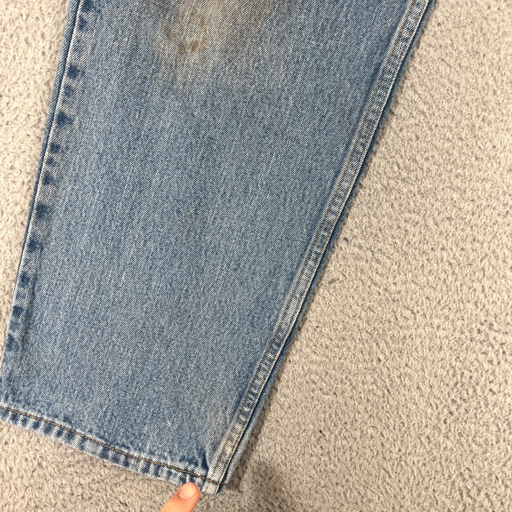 Levi's Levi's 550 Jeans Mens 36x30 Blue Relaxed Fit Denim Cotton Regular Inseam 30 Jeans Mens Blue 550 Tapered Classic Distressed Pockets Vintage N/A Size US 36 / EU 52 - 2 Thumbnail