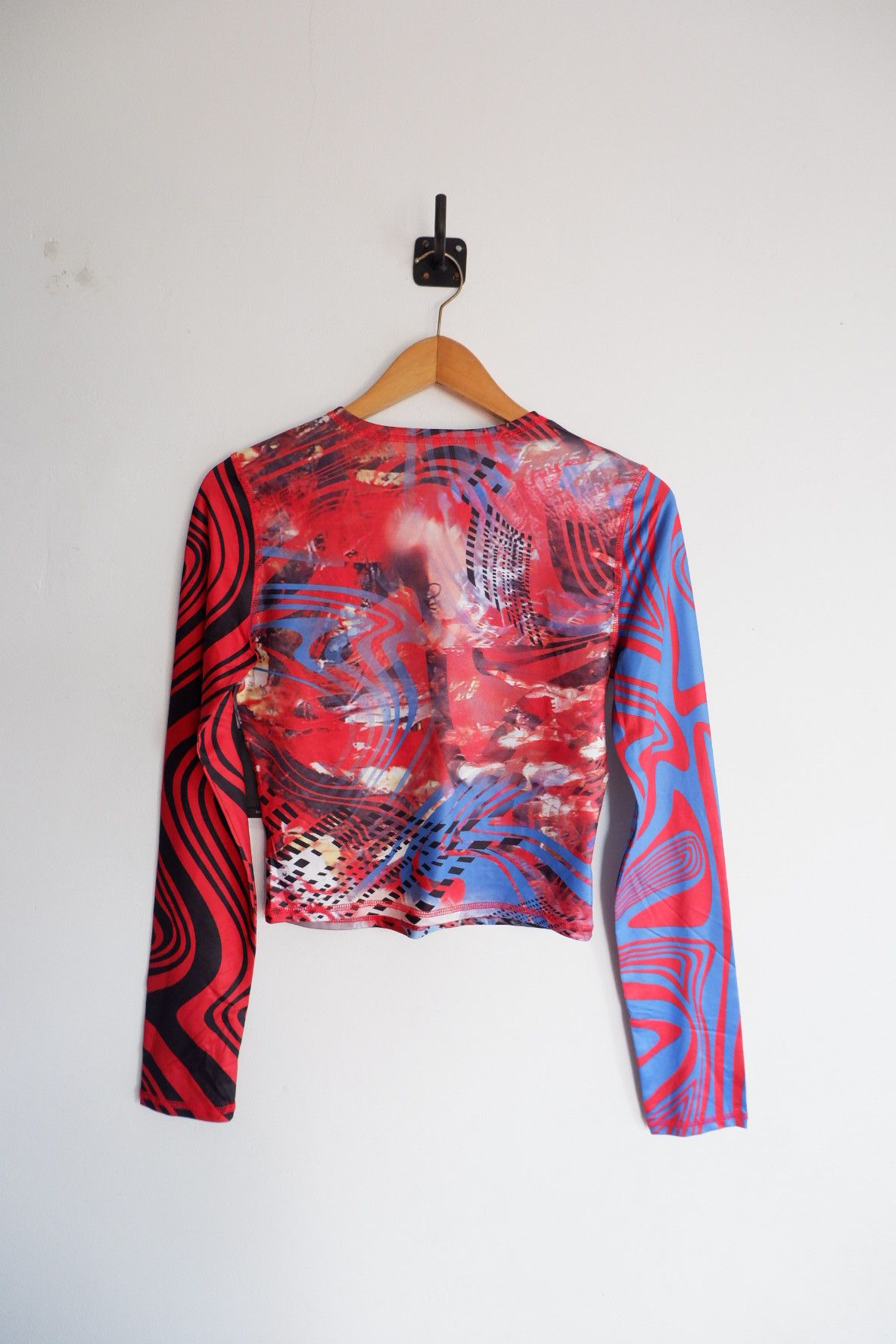 20471120 Vintage Boobs Printed Polyester Long sleeve Size M / US 6-8 / IT 42-44 - 2 Thumbnail