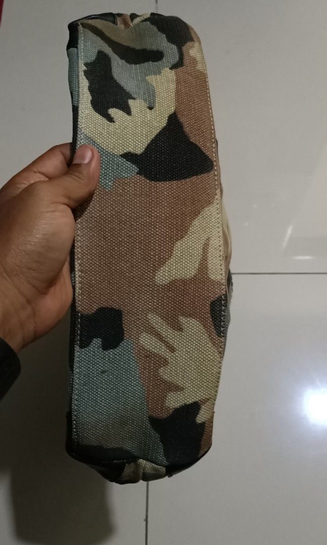Issey Miyake Tete Homme x Issey Miyake Camo Canvas Shoulder Bag Size ONE SIZE - 7 Thumbnail