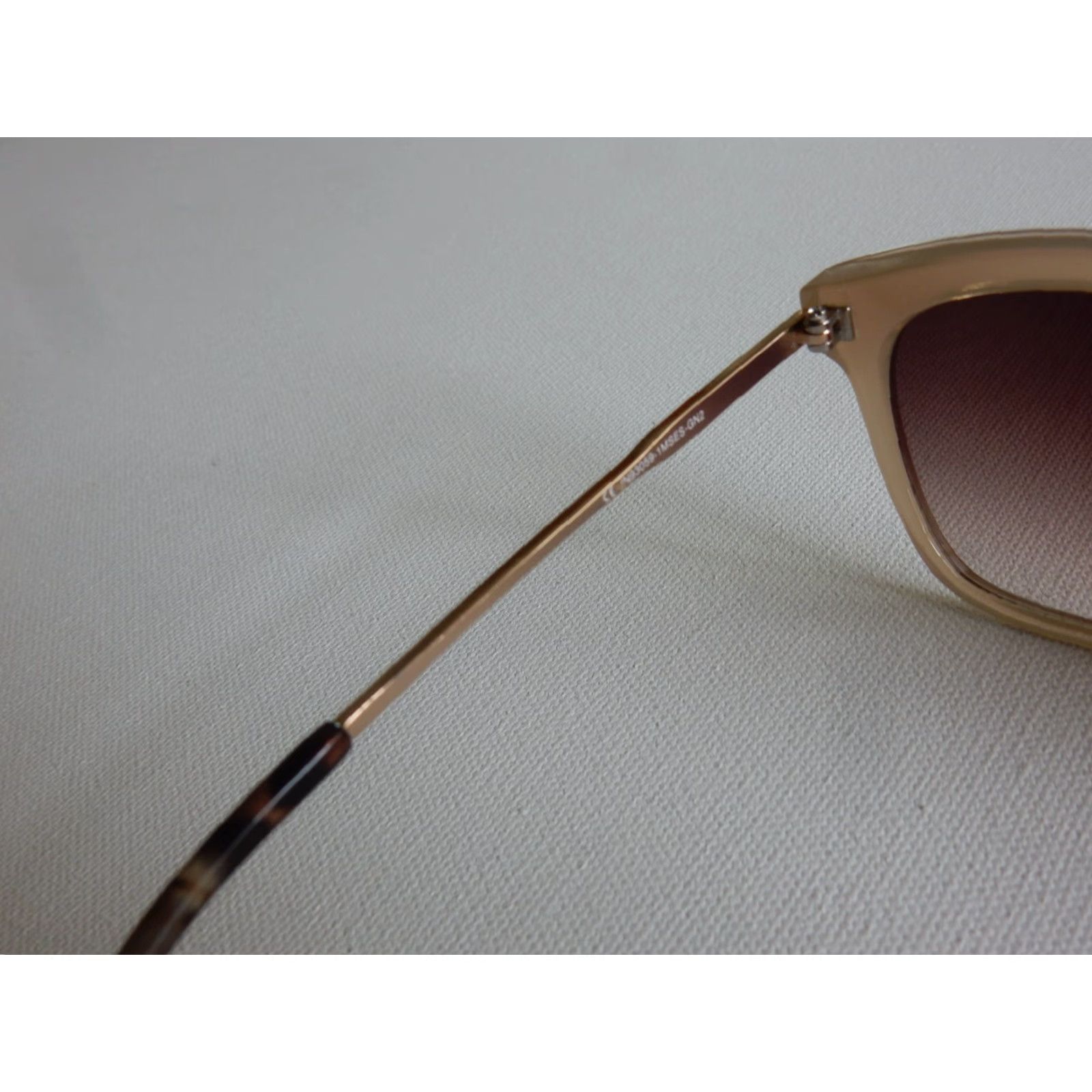 Jones New York Jones New York Women's Sunglasses Beige Small Frame Classic Style Size ONE SIZE - 4 Thumbnail