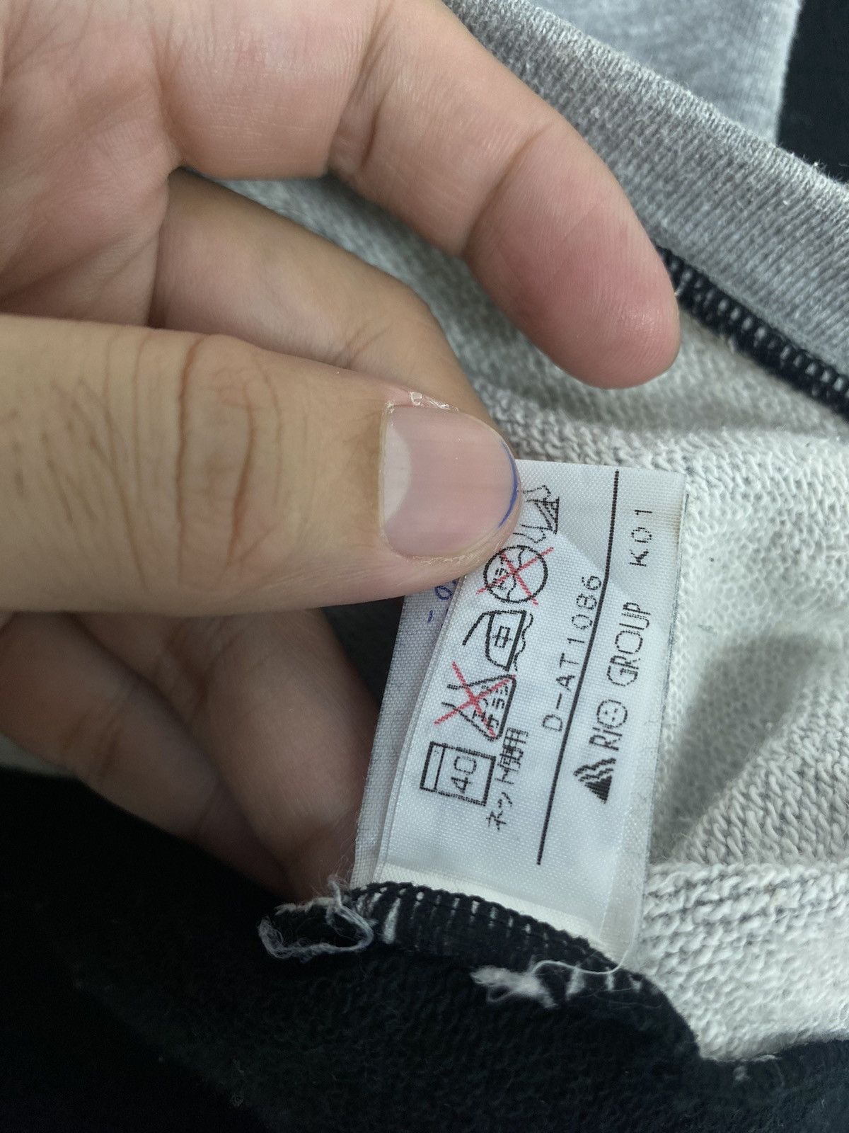 Japanese Brand Rare‼️ Vintage Lapario Embroidery Spellout Sweatshirt Size US S / EU 44-46 / 1 - 6 Thumbnail