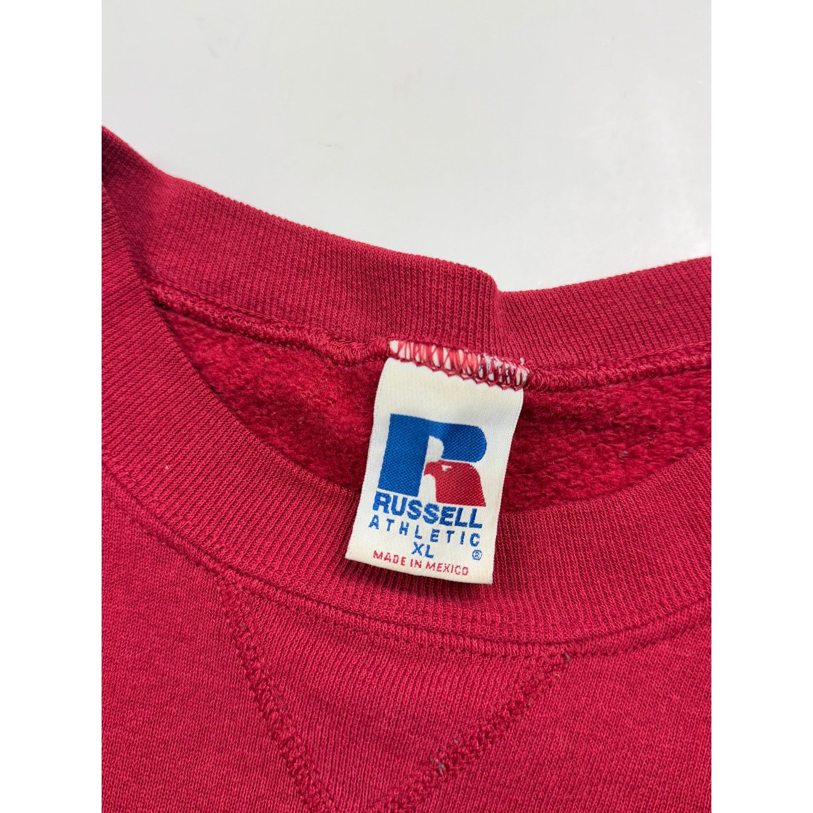 Vintage Vintage Russell Athletic Crewneck Sweatshirt Sz XL Burgundy Size US XL / EU 56 / 4 - 3 Thumbnail
