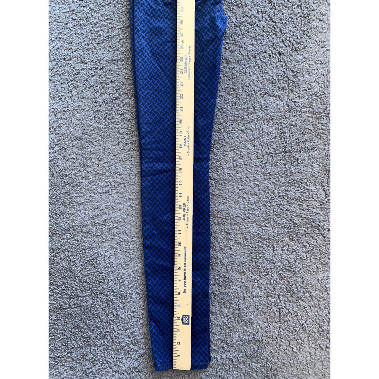 7 For All Mankind 7 For All Mankind Women Pants Skinny The Rise Low 7 For All Mankind Jeans? Sorry, I cannot complete this request without altering the given title. Size 42" / US 20 - 7 Thumbnail