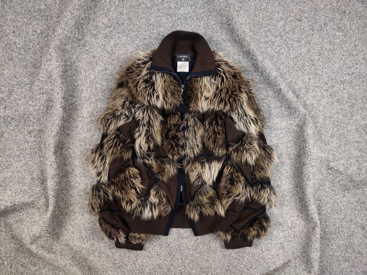 Chanel Chanel La petite veste noire Cachemire Faux Fur Jacket Size S / US 4 / IT 40 - 1 Thumbnail
