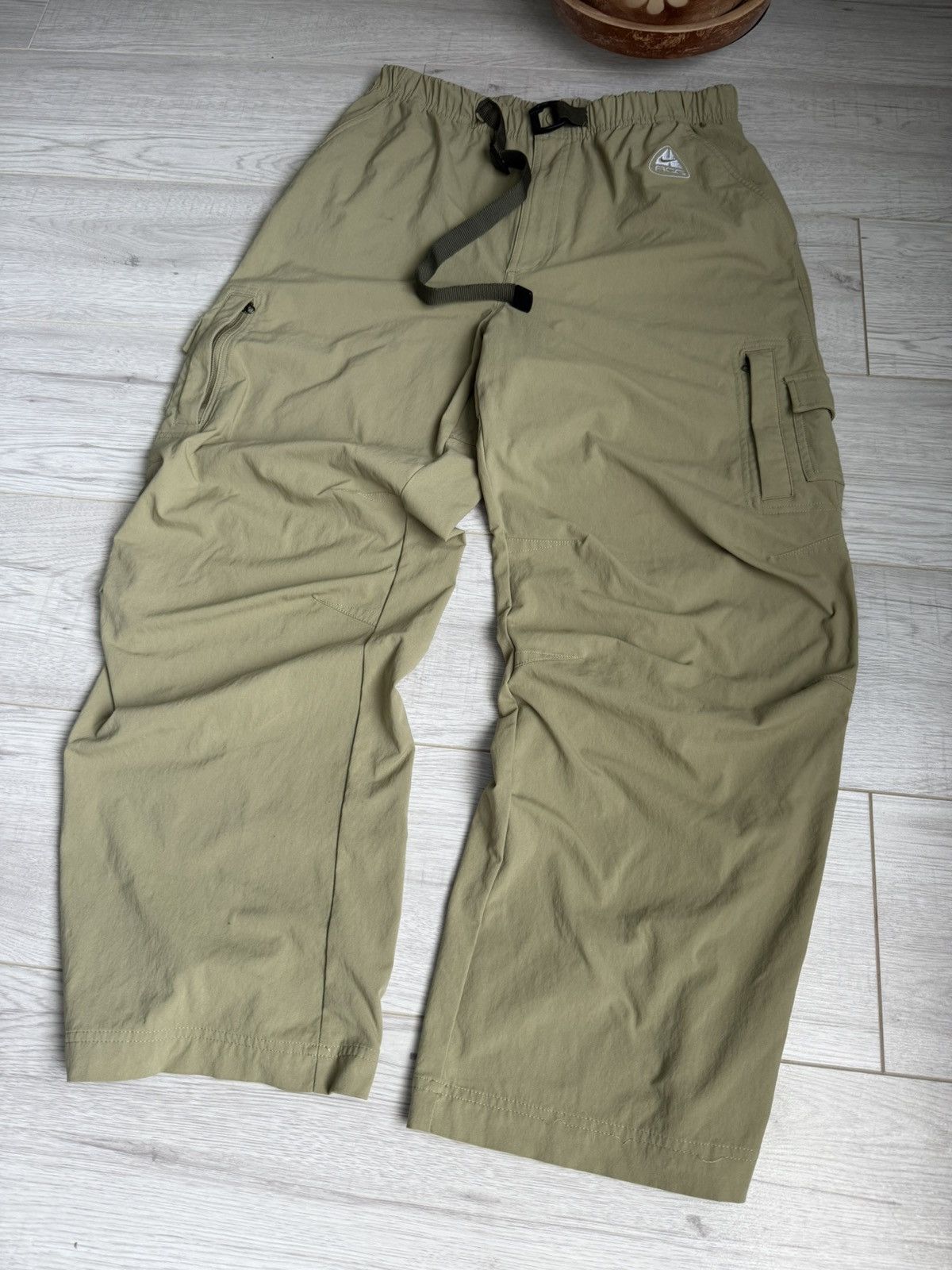 Nike ACG Nike ACG Smith Summit Cargo track Pants Olive Size M Size US 32 / EU 48 - 3 Thumbnail