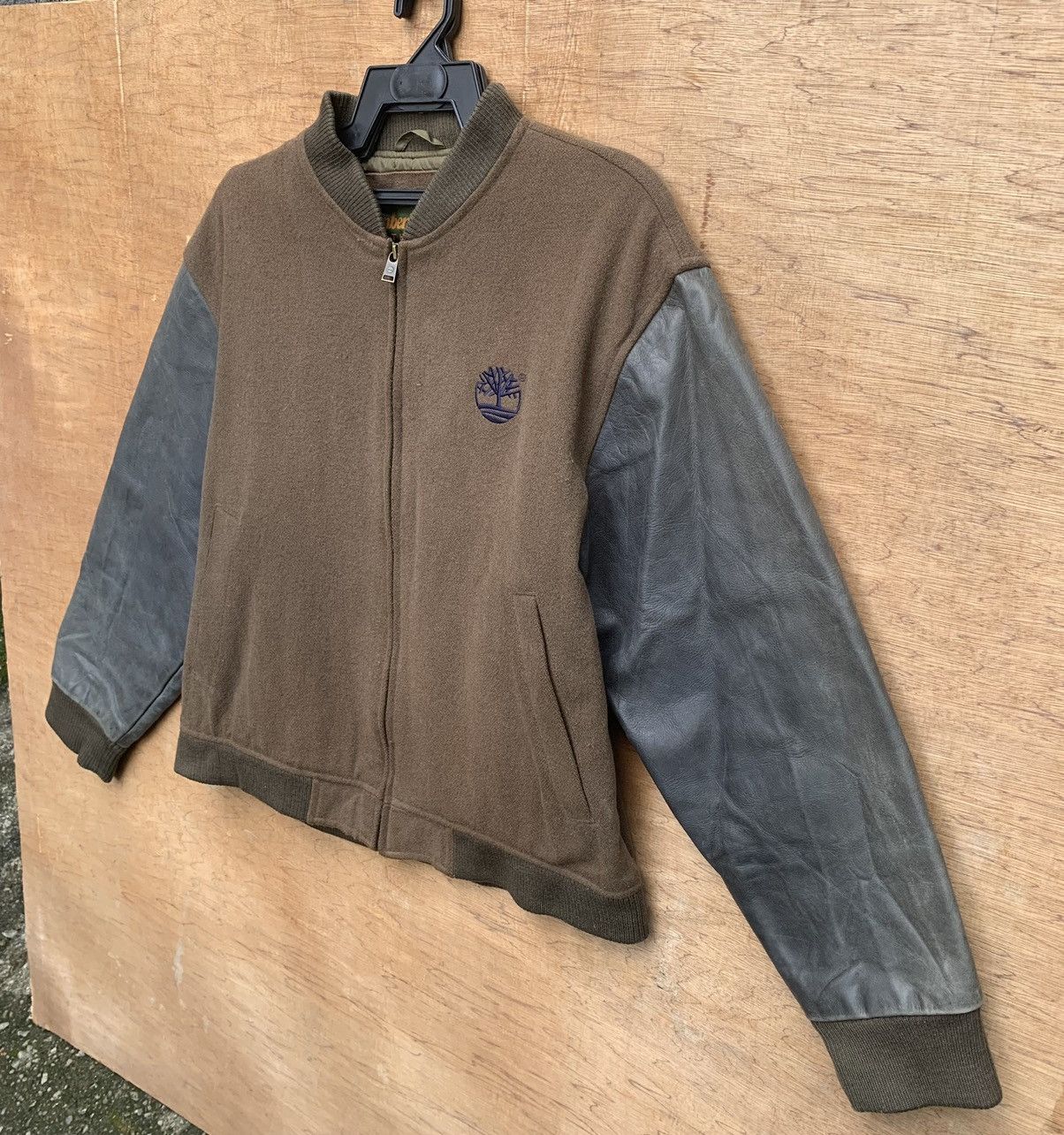 Leather Rare.. Timberland Weathergear Leather Sleeve Varsity Jacket Size US L / EU 52-54 / 3 - 4 Thumbnail