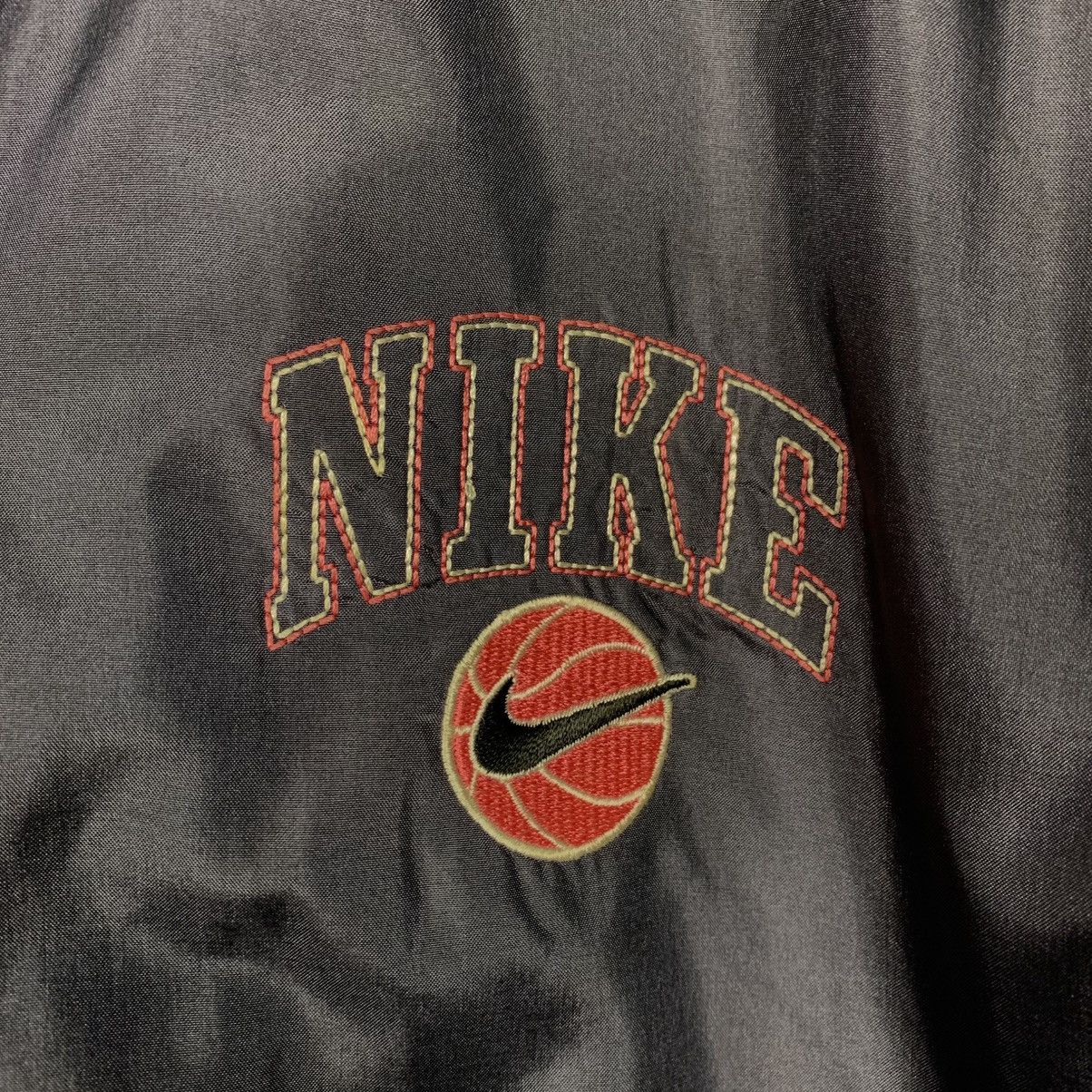 Nike Vintage Nike Basketball Swoosh Hooded Windbreaker Jacket Size US M / EU 48-50 / 2 - 16 Thumbnail