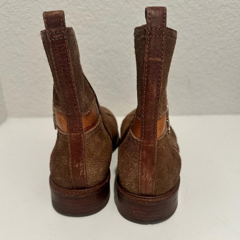 Tory Burch Tory Burch Alaina Flat Bootie Almond Tan Split Suede 7.5 Size US 7.5 / IT 37.5 - 9 Thumbnail