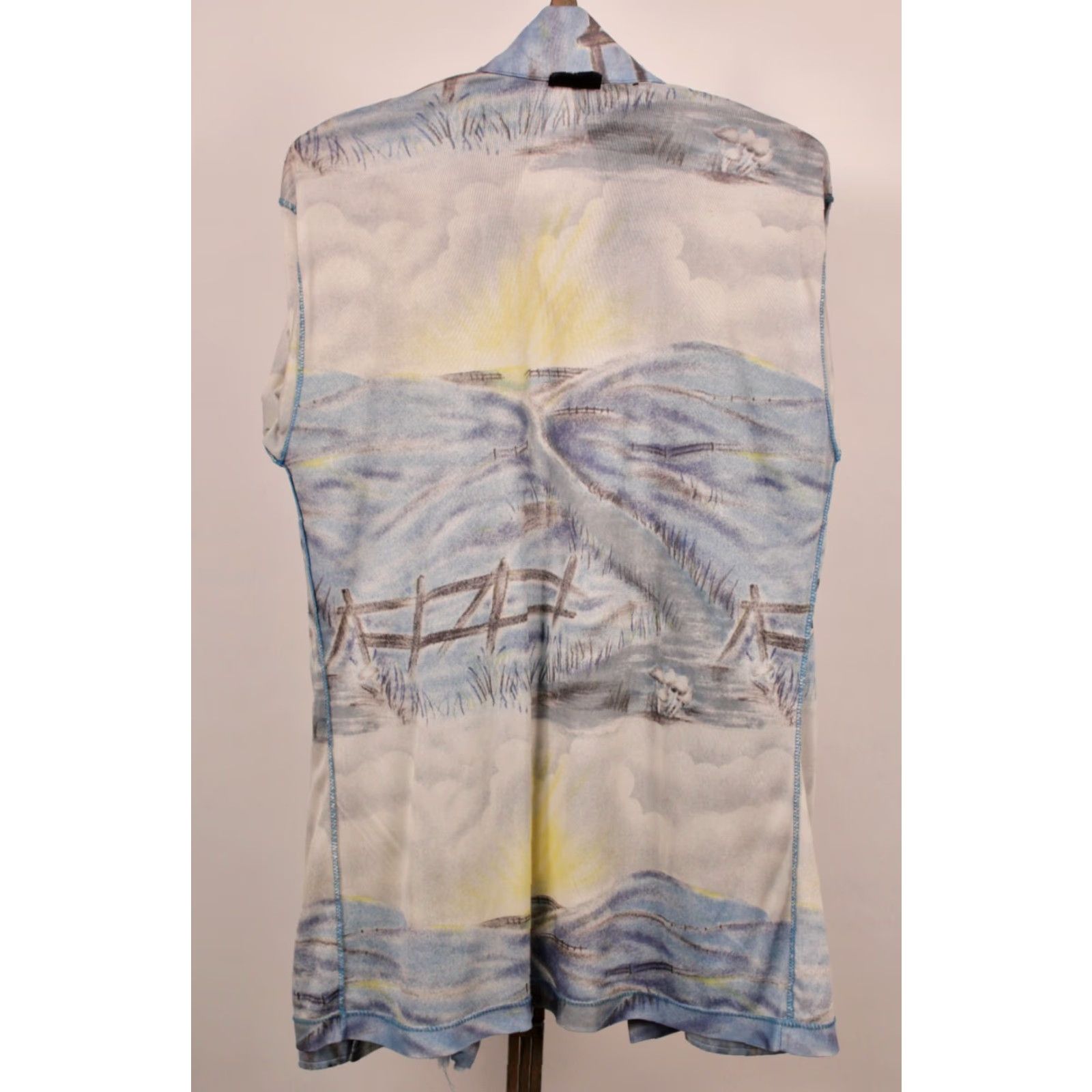 Vintage VINTAGE Men's VTG 70s Yellow & Blue Landscape Theme Polyester Shirt Sz S 1970s Disco Size US S / EU 44-46 / 1 - 5 Thumbnail