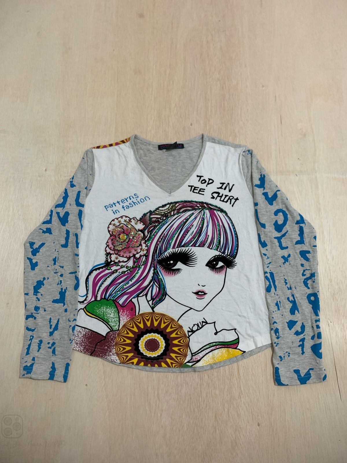 20471120 × Hysteric Glamour × Japanese Brand Vintage Y2k Kashitu Patterns in fashion Longslevee Size ONE SIZE - 1 Thumbnail