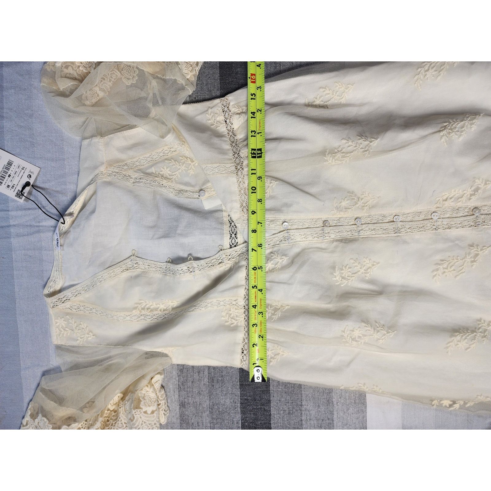Zara NWT Zara white lace or embroidered mini-dress Size L / US 10 / IT 46 - 3 Thumbnail