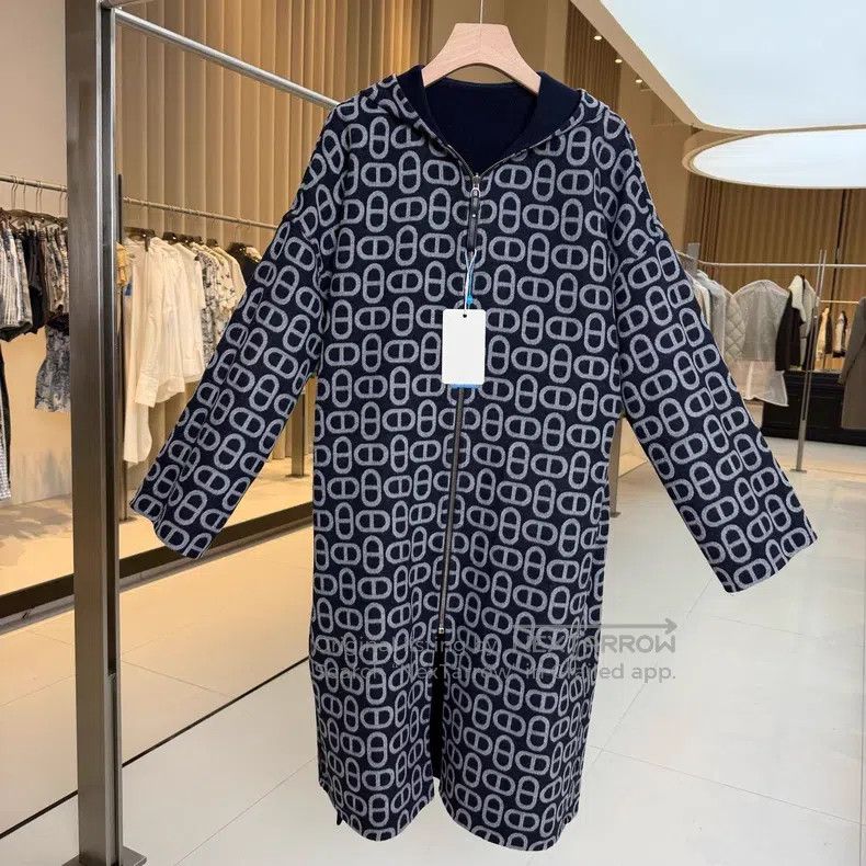 Hermes Hermes Navy Blue Pig Nose Print Double Sided Wear Wool and Size XXS / US 00 / IT 34 - 5 Thumbnail