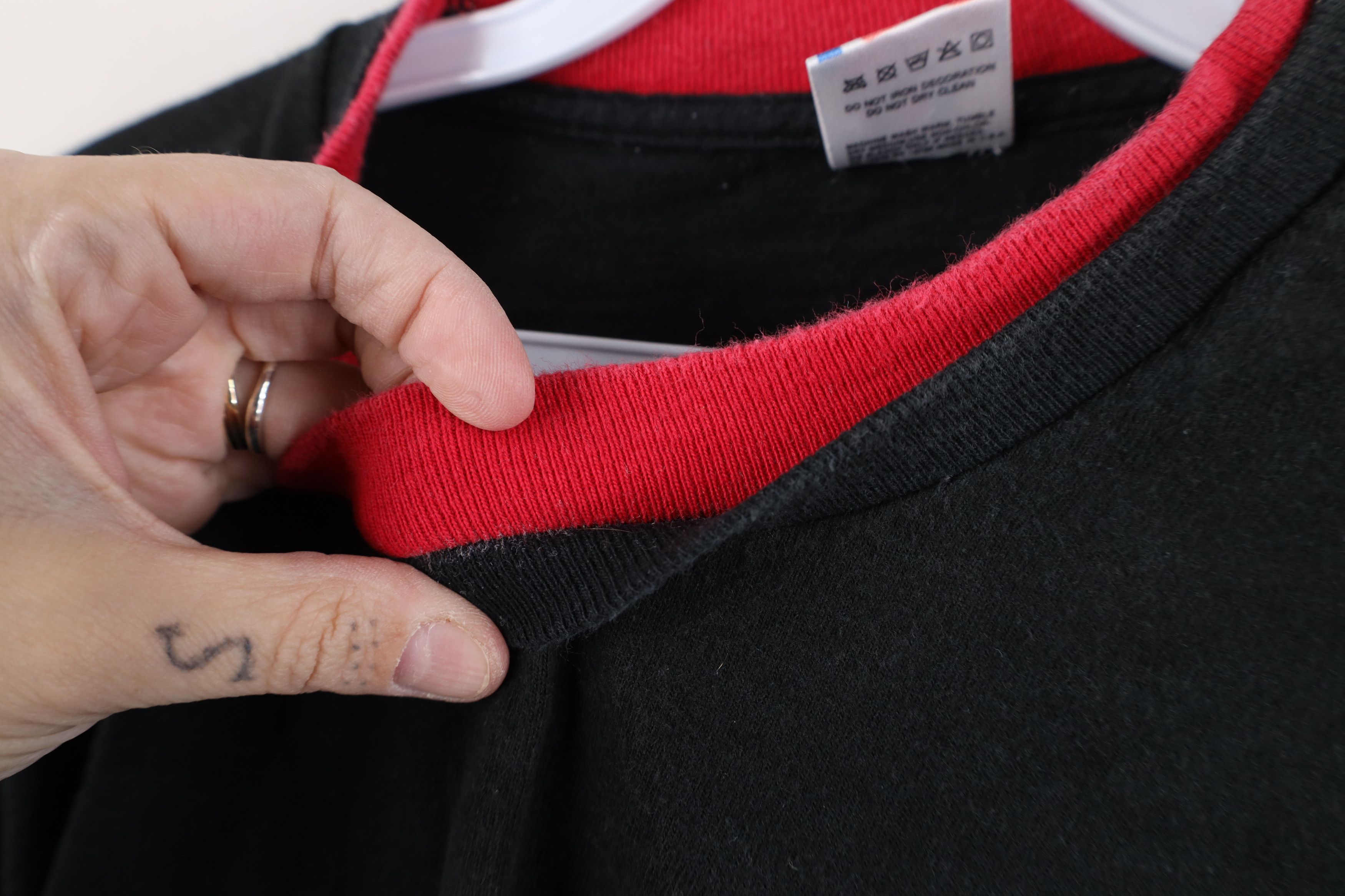 Vintage Vintage 90s Streetwear Cotton Layered T-Shirt Black USA Size US XXL / EU 58 / 5 - 8 Thumbnail