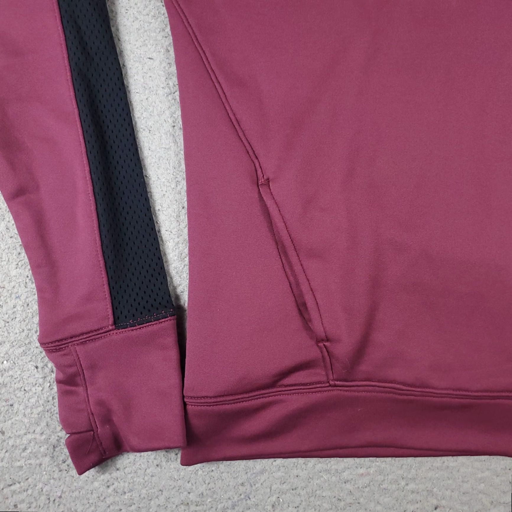 Under Armour VINTAGE Under Armour Womens Sweatshirt Pullover Hoodie Small Burgundy Casual Activewear Sports Size S / US 4 / IT 40 - 4 Thumbnail