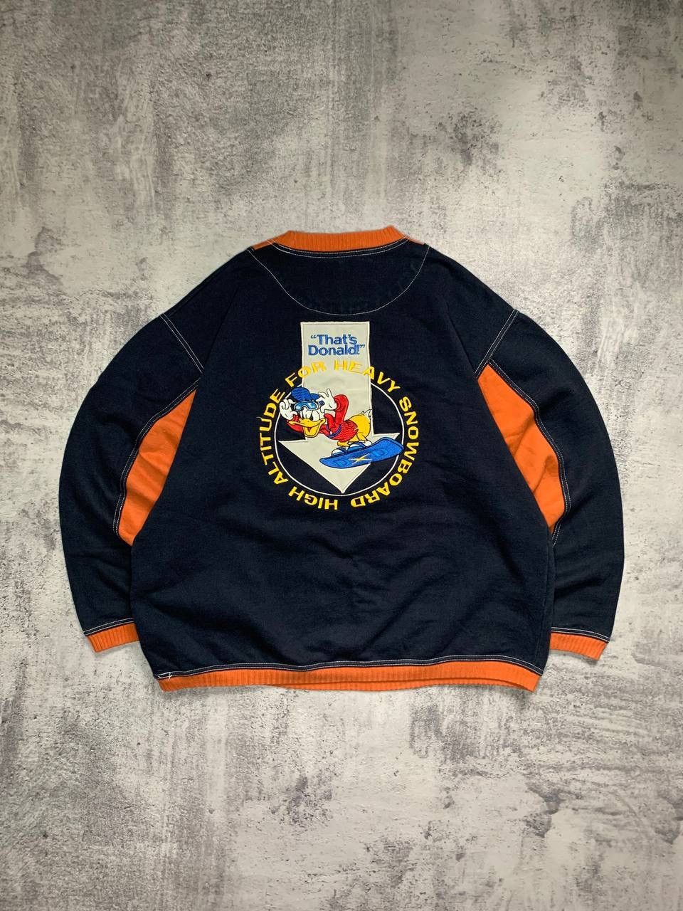 Disney × Vintage Crazy Vintage 90s Disney Donald Duck Sweatshirt Size US M / EU 48-50 / 2 - 1 Thumbnail