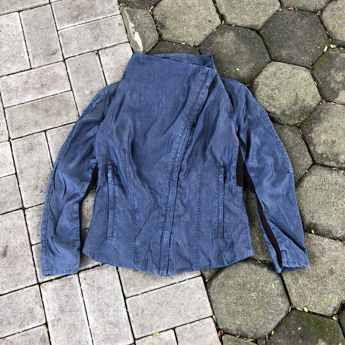 HELMUT LANG ASYMMETRICAL JACKET
