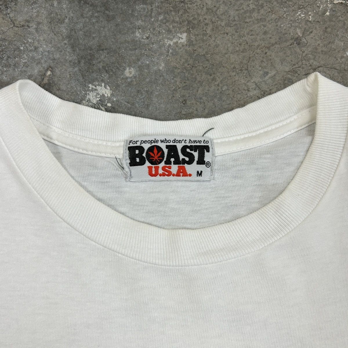 Vintage 1990s BOAST USA Weed T-Shirt Size US L / EU 52-54 / 3 - 4 Thumbnail