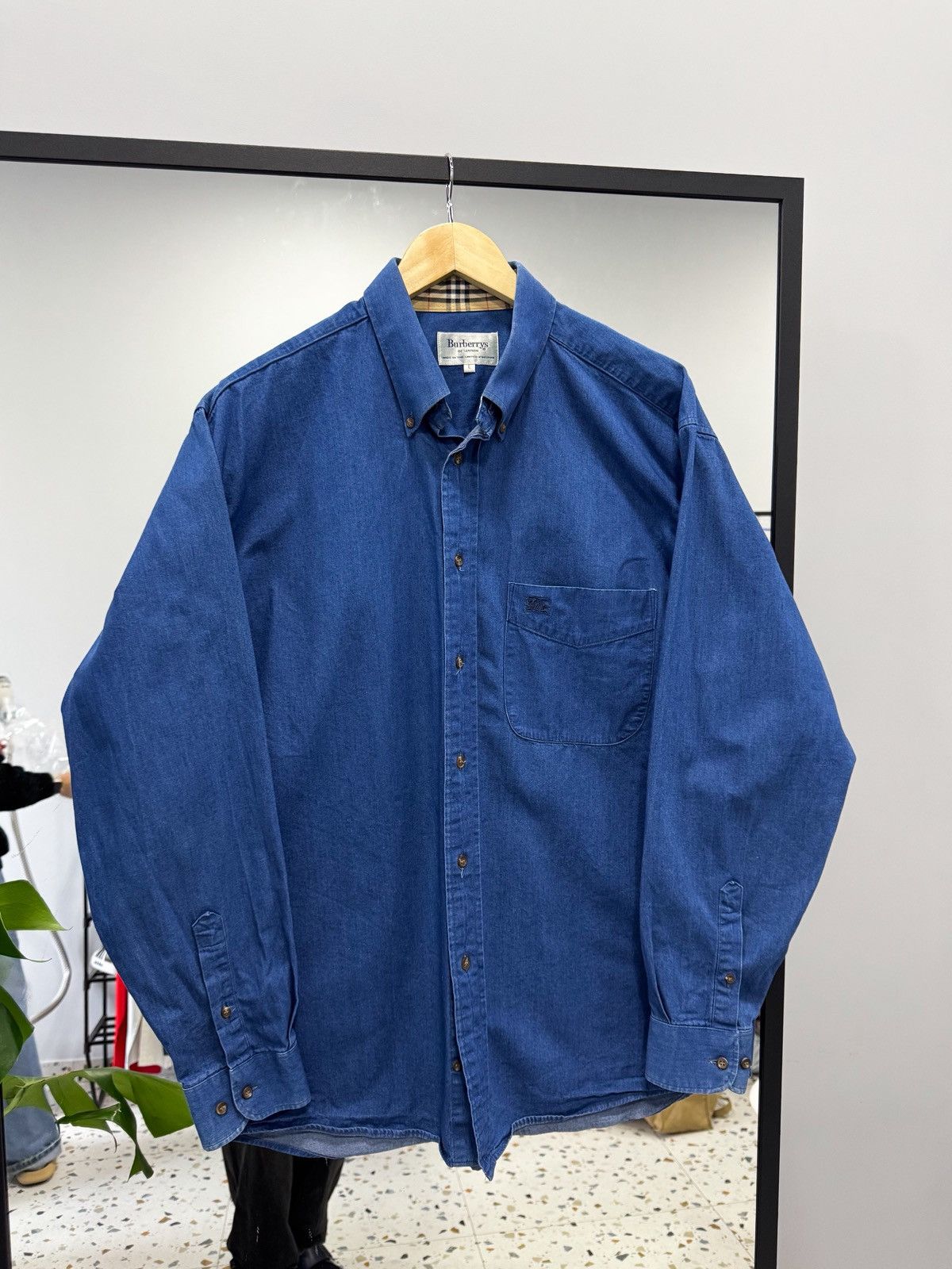 Burberry Burberry’s vintage denim shirts size L Size US L / EU 52-54 / 3 - 2 Thumbnail