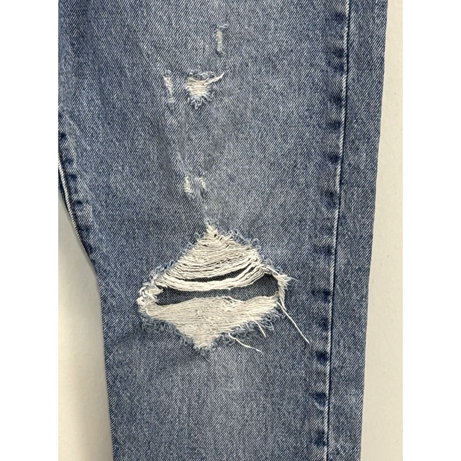 Levi's Levi's 501 Premium Straight Jeans Womens 31x28 Blue Denim Distres Button Fly 100% Cotton Pockets Size 31" - 3 Thumbnail