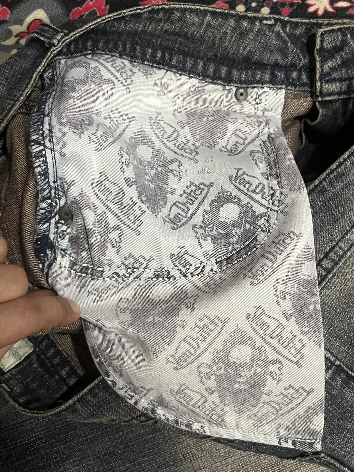 Von Dutch ⚡️Grunge⚡️Vintage Von Dutch Embroidery Patch Black Faded Jeans Size US 34 / EU 50 - 20 Thumbnail