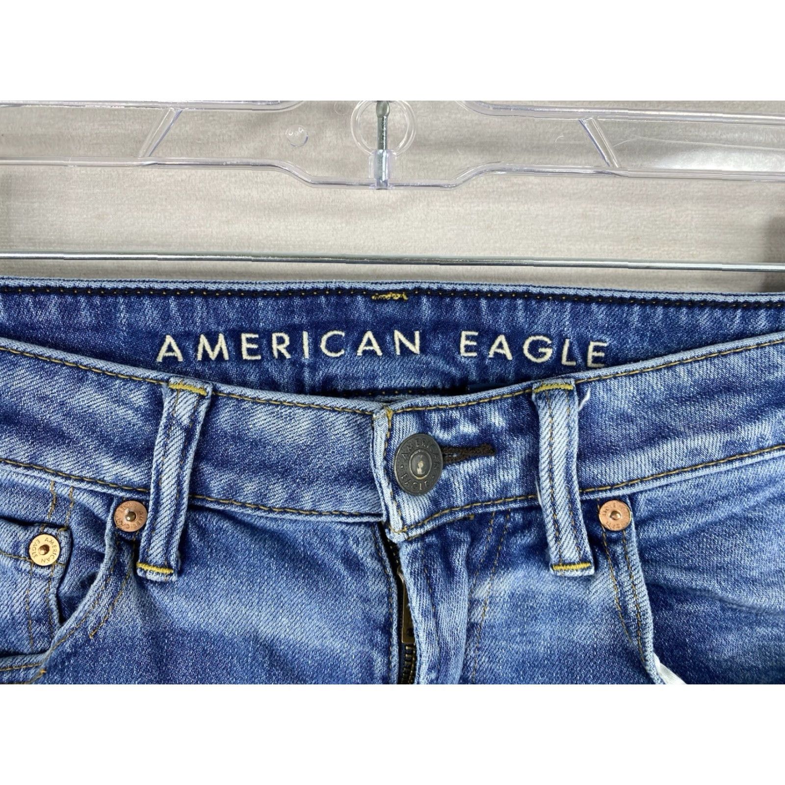 American Eagle Outfitters VINTAGE American Eagle Athletic Fit Jeans Mens 31x32 Stretch Denim Whiskering Distressed Size US 28 / EU 44 - 3 Thumbnail