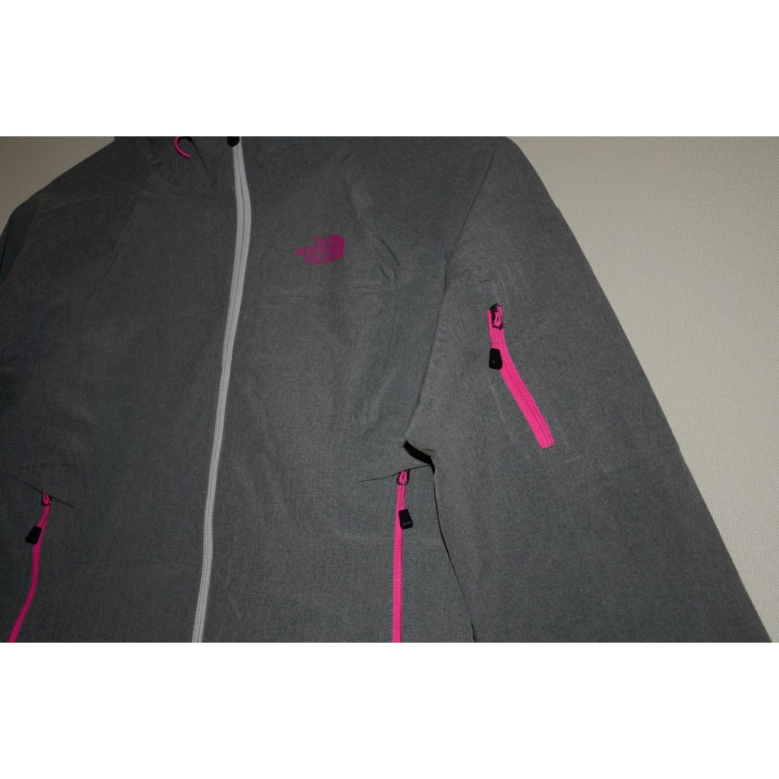 The North Face The North Face Hy Vent Hooded Jacket Womens Size S Grey Size S / US 4 / IT 40 - 6 Thumbnail