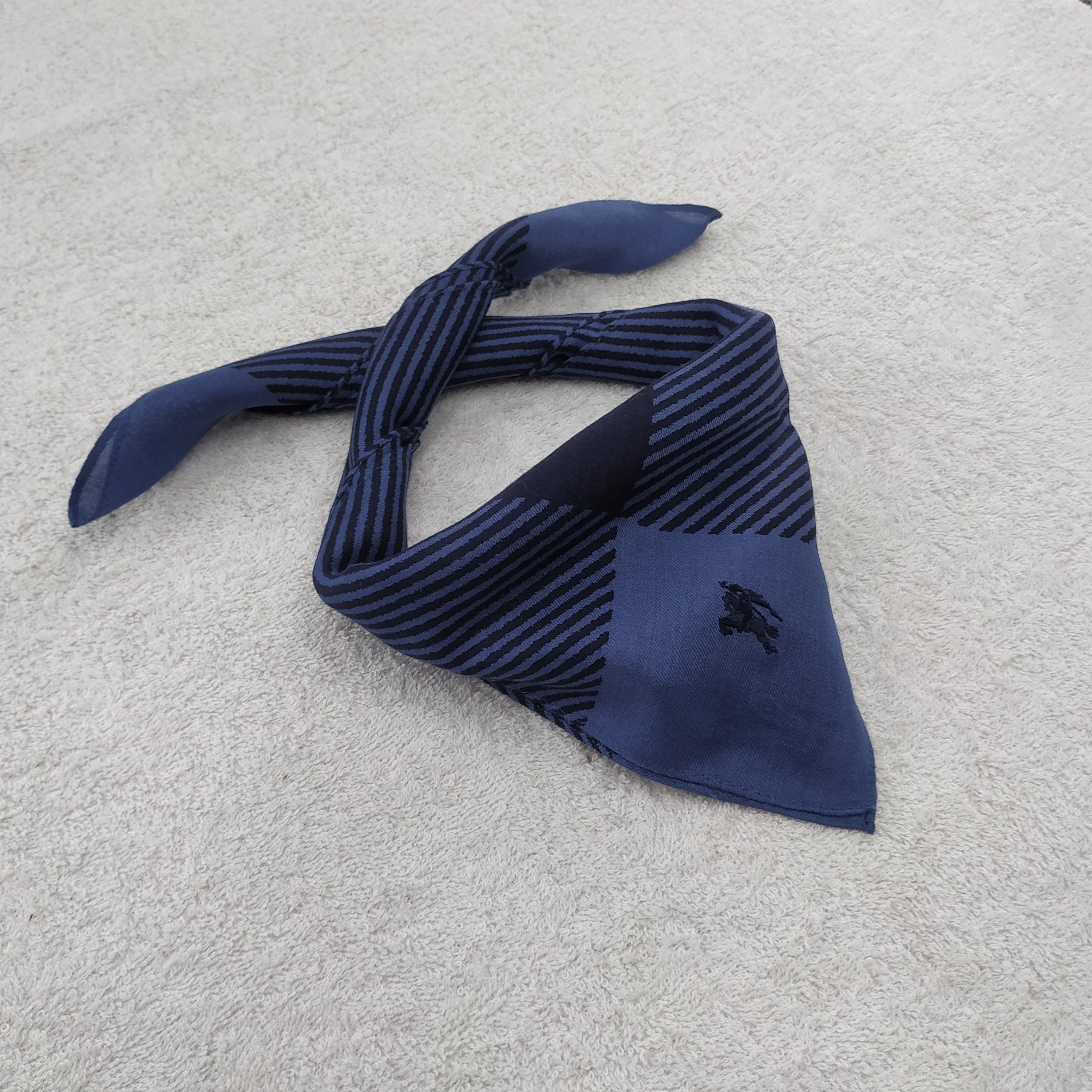 Burberry × Vintage Burberry Bandana / Handkerchief / Neckerchief - S011 Size ONE SIZE - 3 Thumbnail